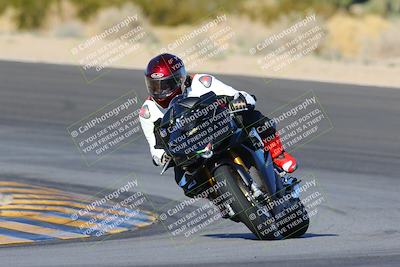 media/Dec-18-2022-SoCal Trackdays (Sun) [[8099a50955]]/Turn 10 (140pm)/